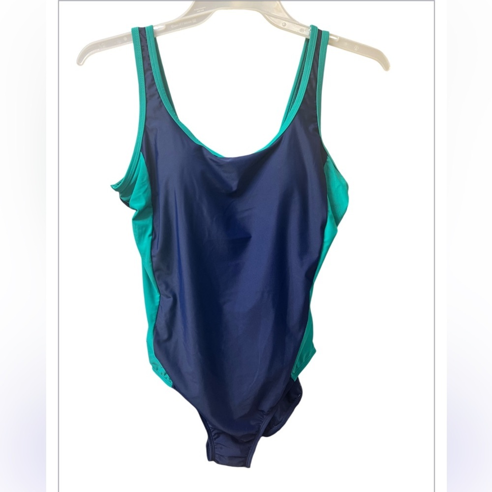 Lands' End Scoop Neck Soft Cup Tugless One Piece Size Large NWT